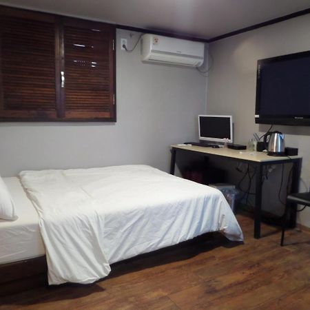 Hotel Grim Jongno Seoul Bagian luar foto