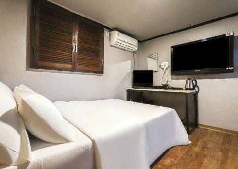 Hotel Grim Jongno Seoul Bagian luar foto