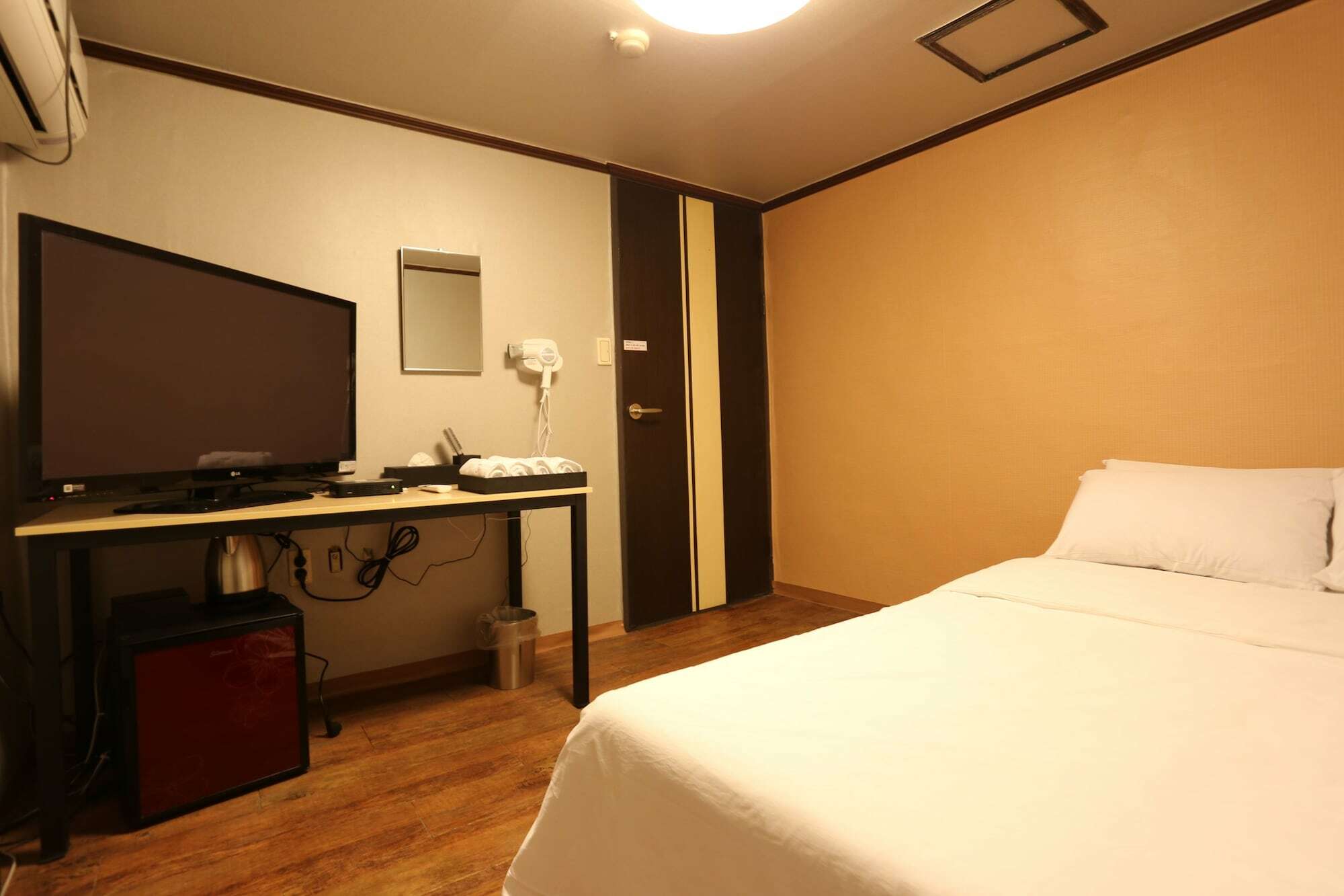 Hotel Grim Jongno Seoul Bagian luar foto